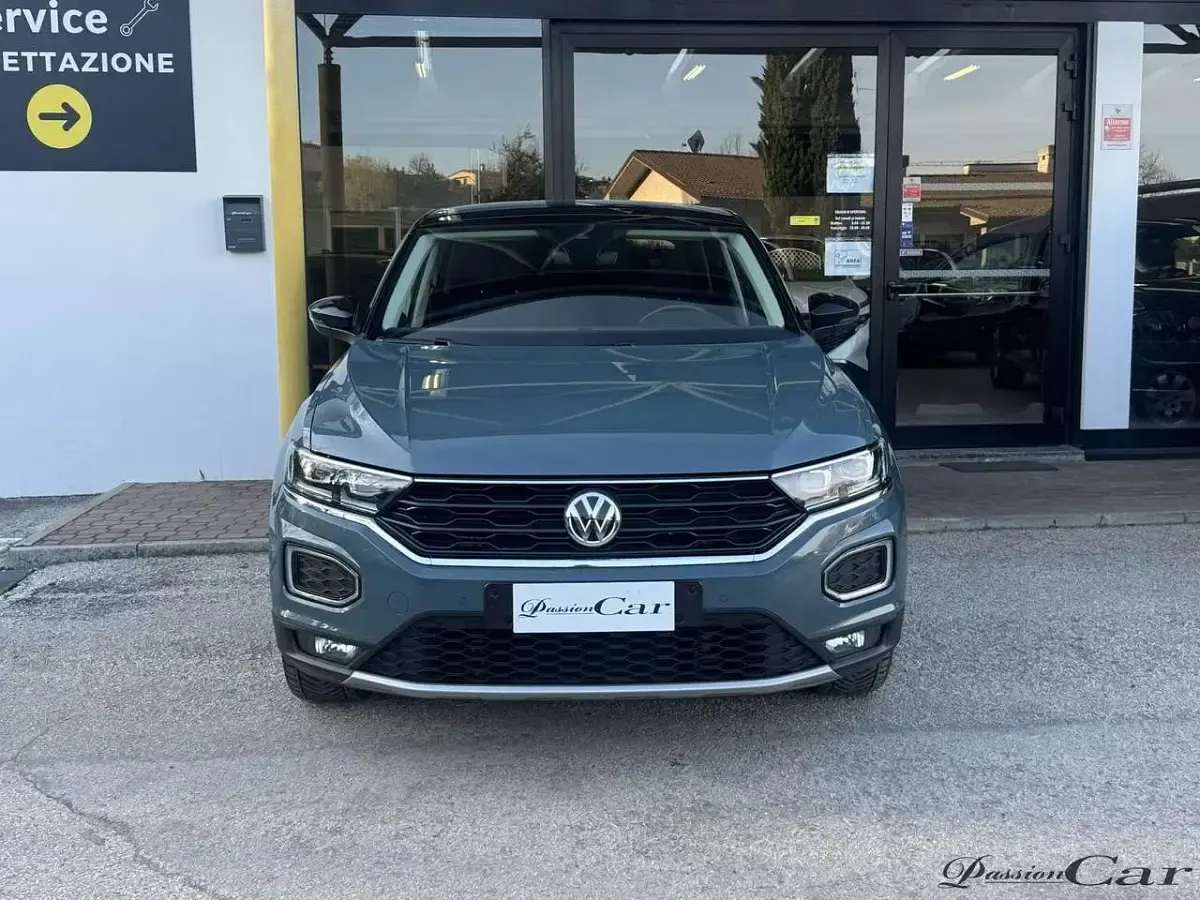 Usata VW T-Roc IQ Drive 116 CV (85 kW) 2019 Blu/azzurro SUV