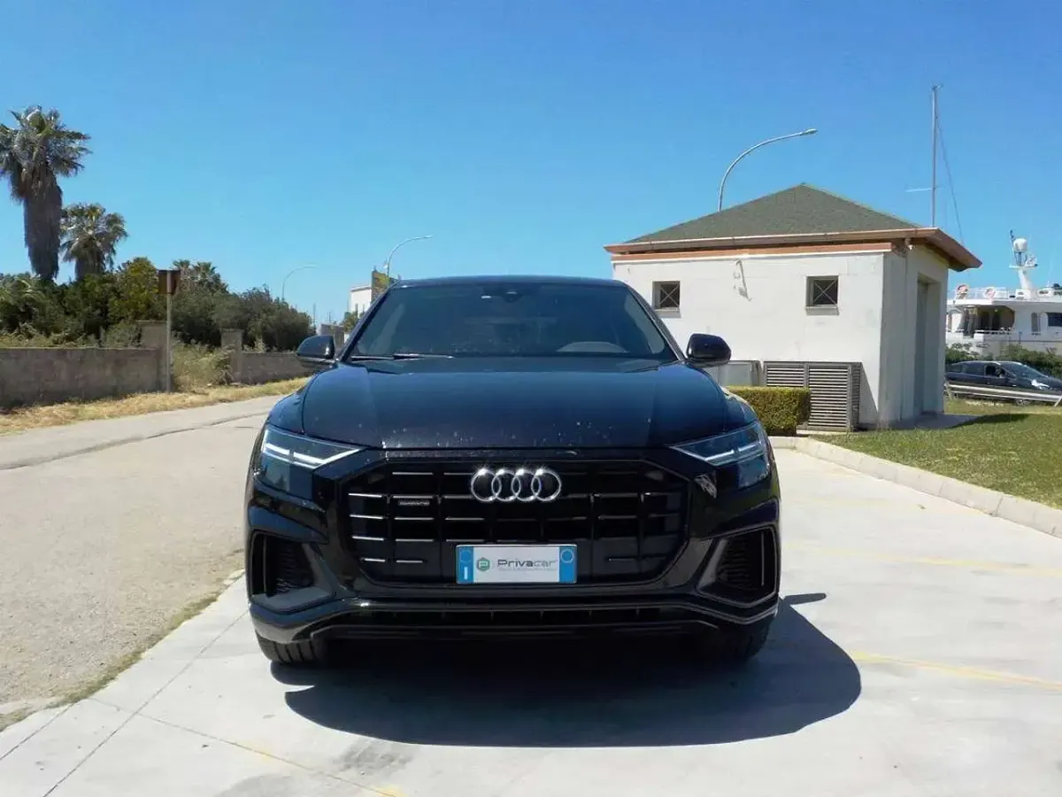Usata Audi Q8 286 CV (210 kW) 2020 Nero SUV