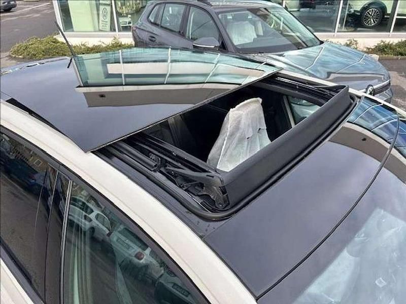 Usata VW Taigo R-line 110 CV (80 kW) 2022 Bianco SUV