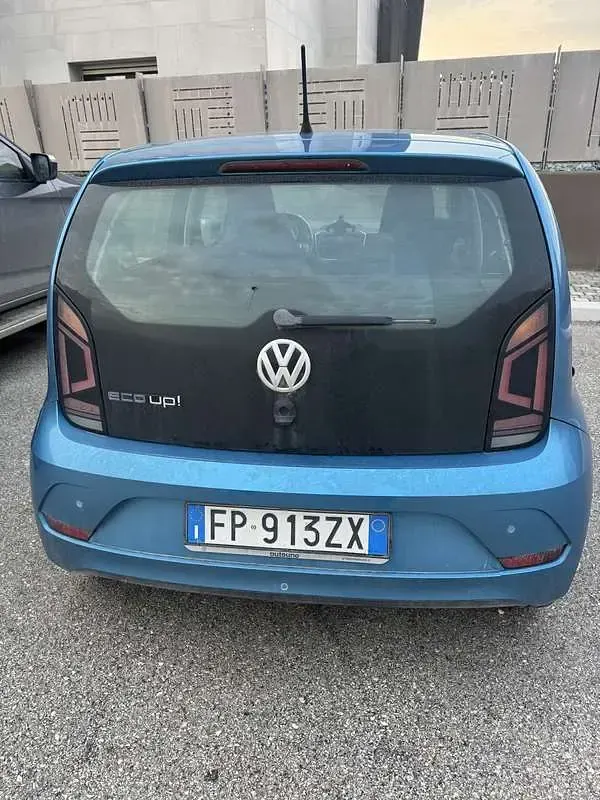 Usata VW up! Move 68 CV (50 kW) 2018 Blu Utilitaria