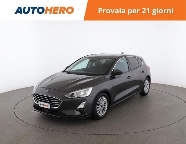 Grigio Usata 2018 Ford Focus Titanium Tre volumi | 12.099 € (Buon prezzo) - Immagine 1/4