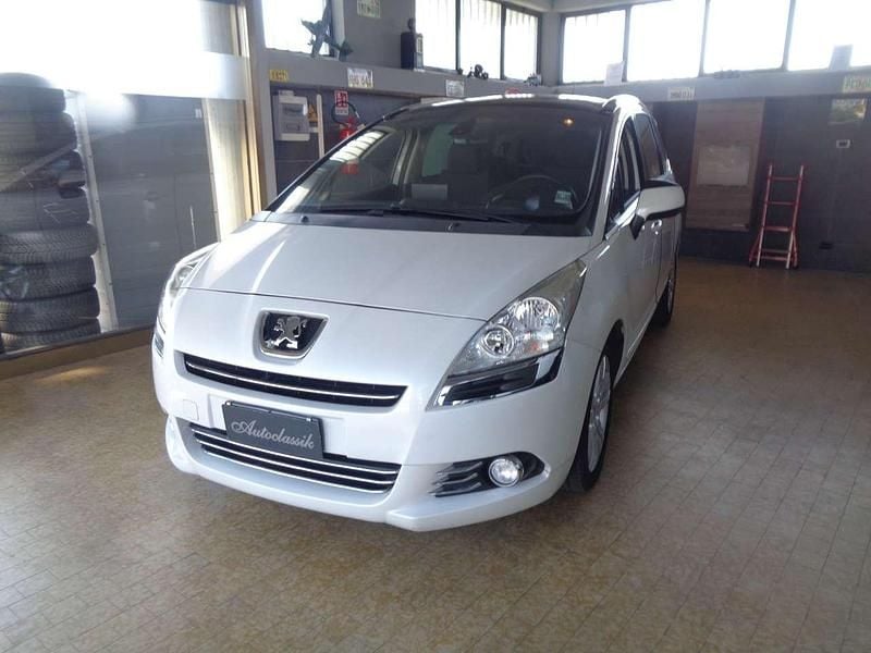 Usata Peugeot 5008 Allure 150 CV (110 kW) 2011 Perlato Monovolume