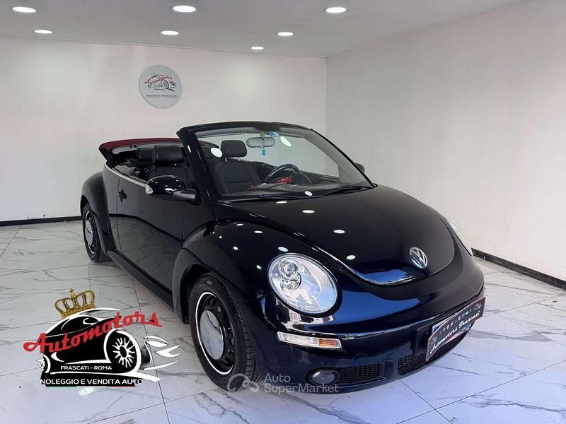 Usata VW New Beetle 105 CV (77 kW) 2007 Nero Utilitaria