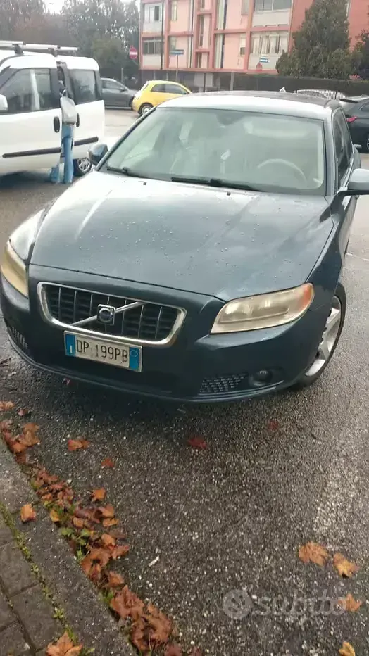 Usata Volvo V70 2008 Station wagon