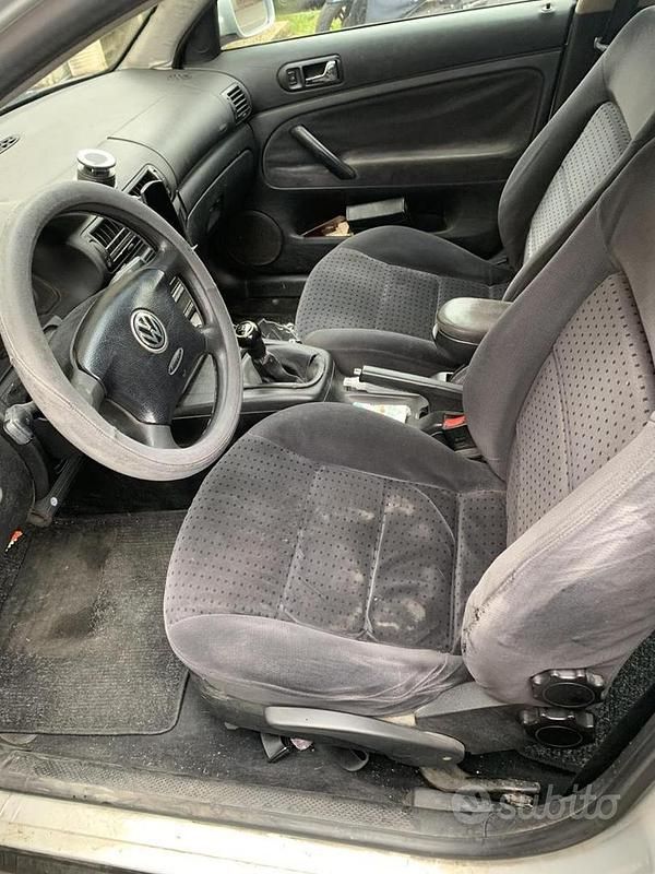 Usata VW Passat 1999 Grigio Station wagon