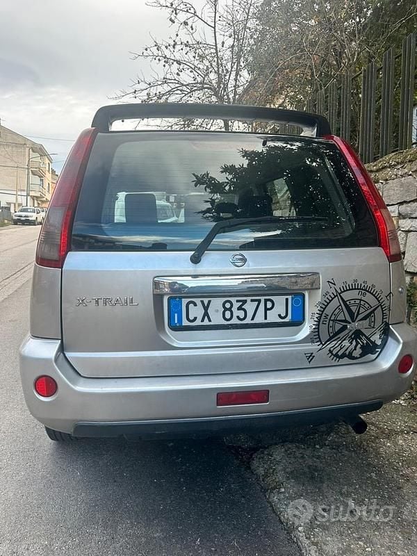 Begagnad Nissan X-Trail 136 HK (100 kW) 2005 Grå SUV