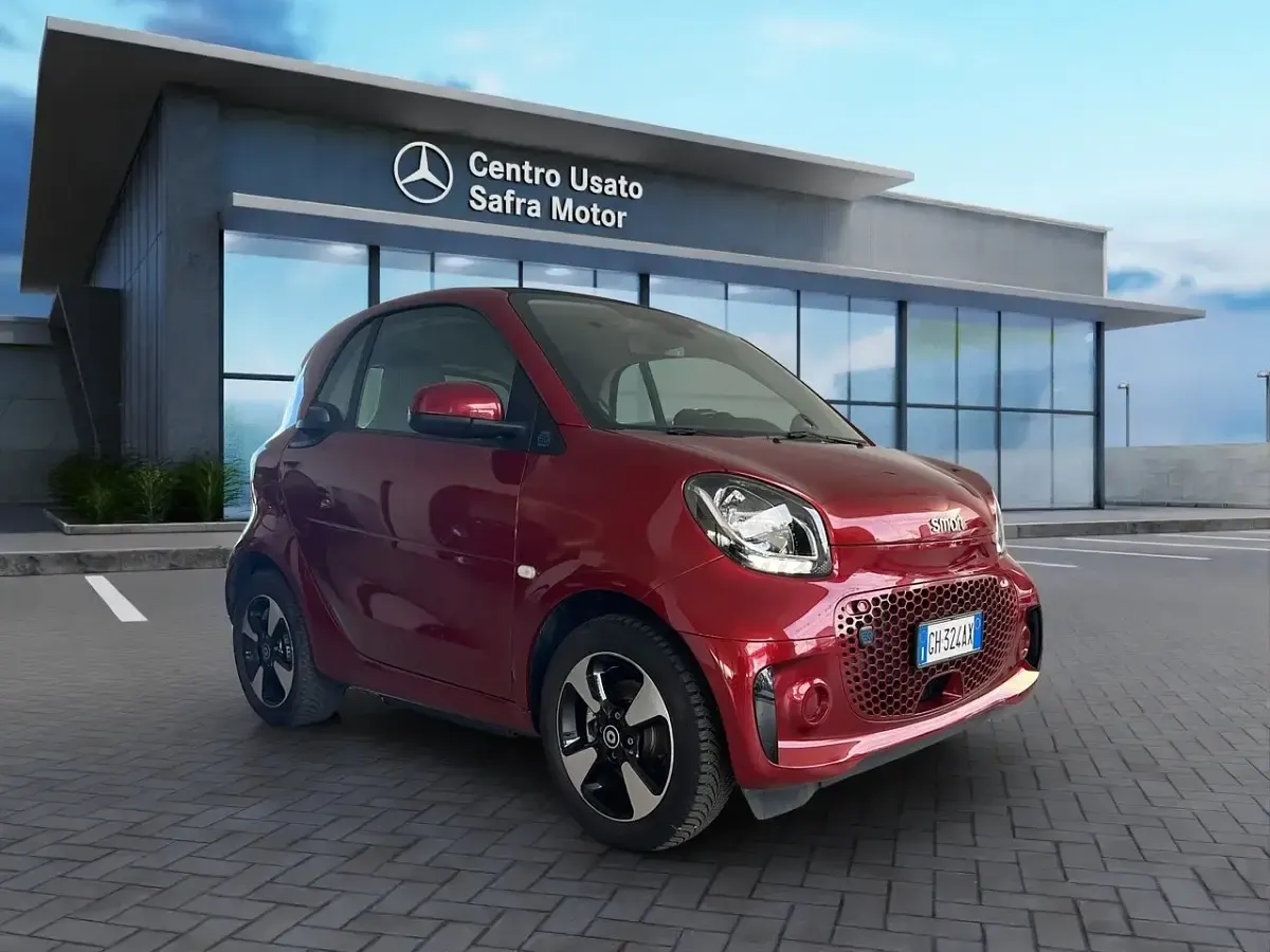Usata Smart ForTwo Electric Drive Passion 41 kW (56 CV) 2021 Bodypanels in carmine red (metallic) Coupé