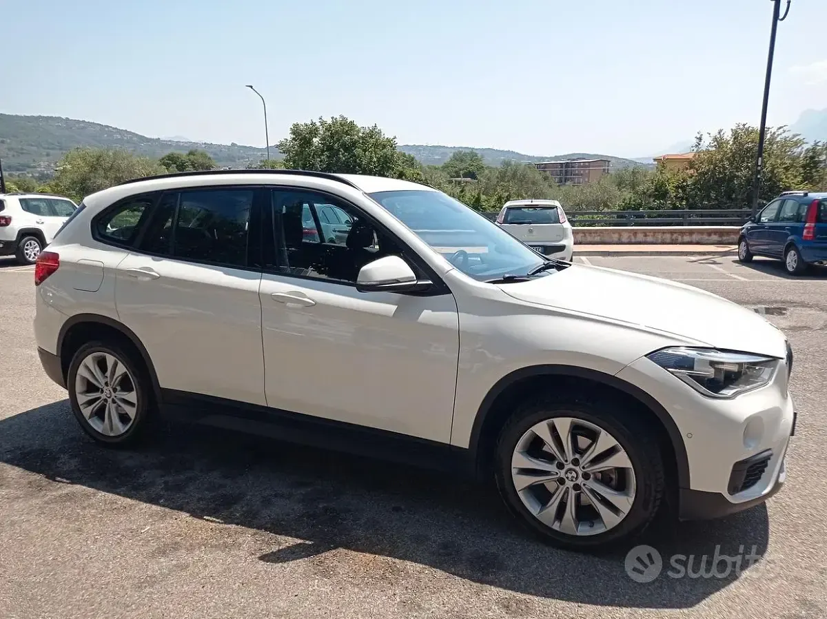 Usata BMW X1 150 CV (110 kW) 2019 Bianco SUV