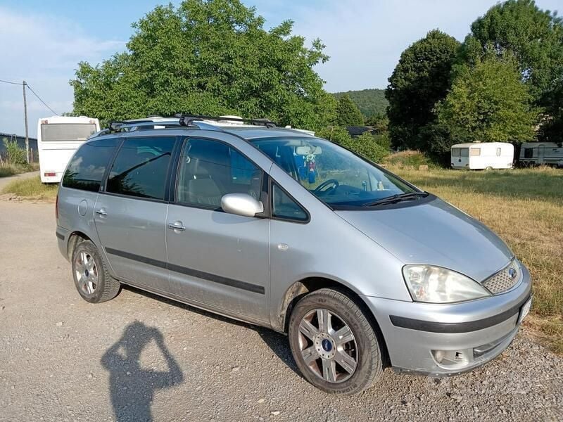 Usata Ford Galaxy 130 CV (95 kW) 2006 Grigio Monovolume