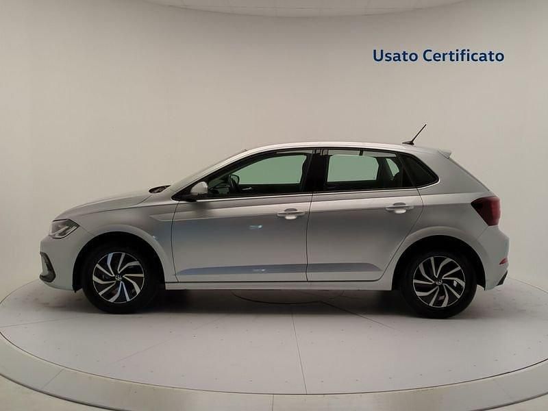 Usata VW Polo Life 95 CV (69 kW) 2023 Reflex silver Utilitaria