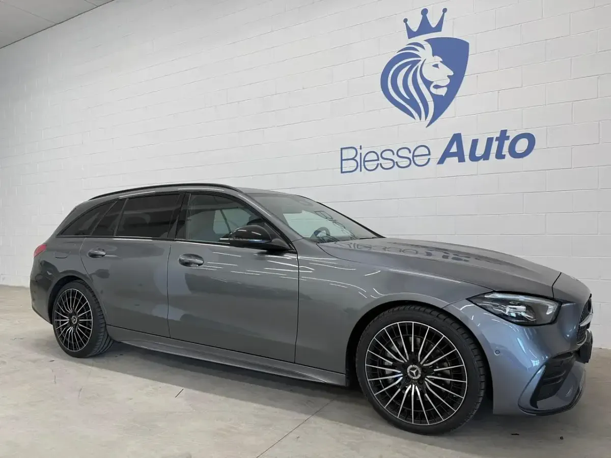 Usata Mercedes C220 AMG Line Premium Plus 197 CV (144 kW) 2024 Grigio Station wagon