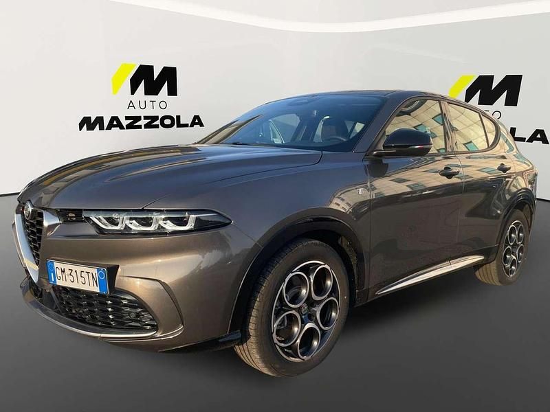 Usata Alfa Romeo Tonale Ti 160 CV (117 kW) 2023 Grigio vesuvio SUV