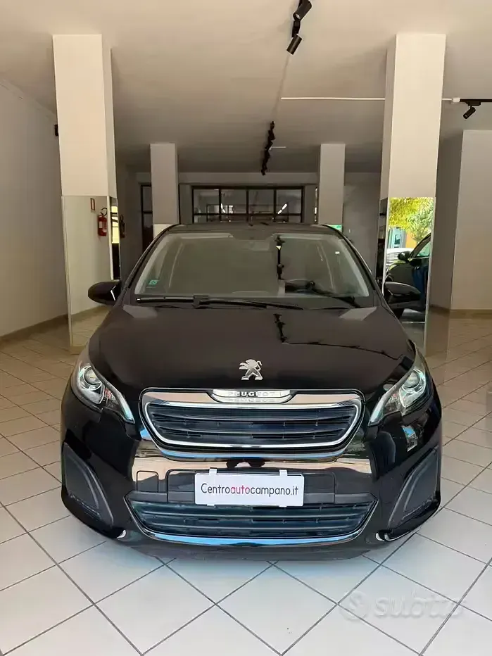 Usata Peugeot 108 Active 72 CV (52 kW) 2019 Nero Berlina