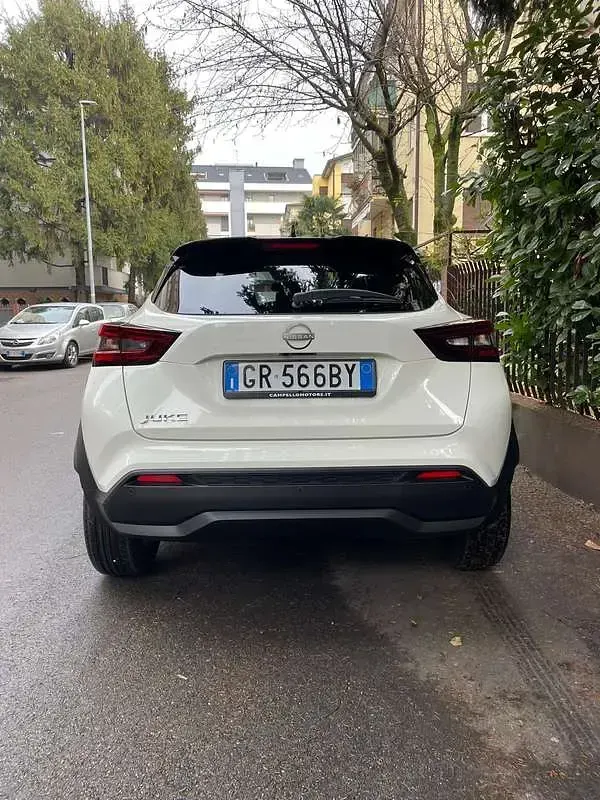 Usata Nissan Juke N-Connecta 114 CV (83 kW) 2023 Bianco SUV