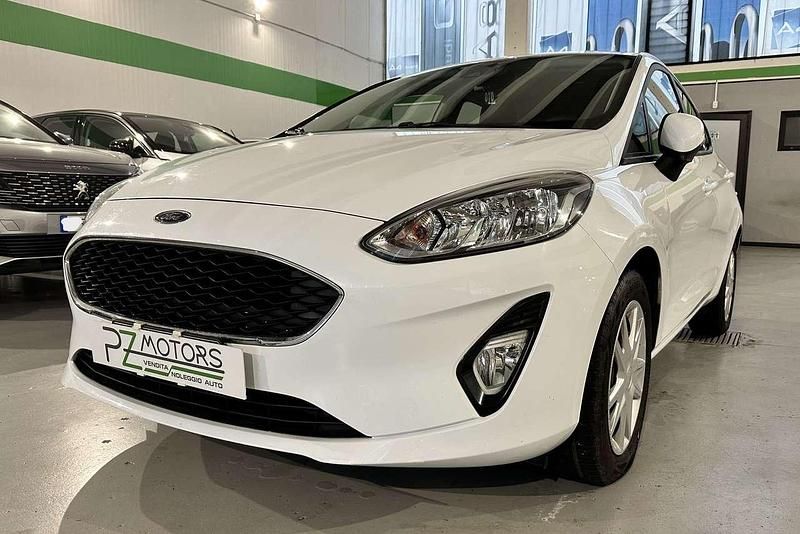 Usata Ford Fiesta 86 CV (63 kW) 2019 Bianco Utilitaria