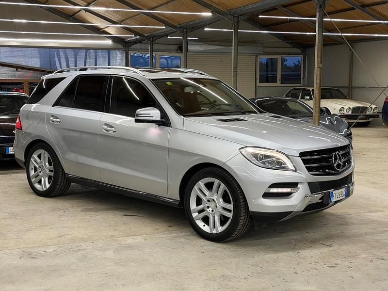 Usata Mercedes ML350 258 CV (189 kW) 2013 Argento SUV