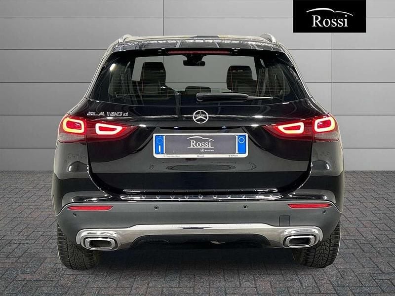 Usata Mercedes GLA180 116 CV (85 kW) 2023 Nero SUV