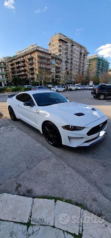 Bianco Usata 2018 Ford Mustang Coupé | 38.000 € - Immagine 1/1