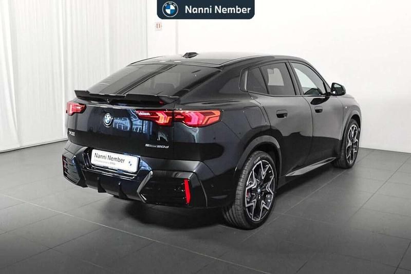 Nuova BMW X2 M Sport 163 CV (119 kW) 2026 Black sapphire metallizzato SUV