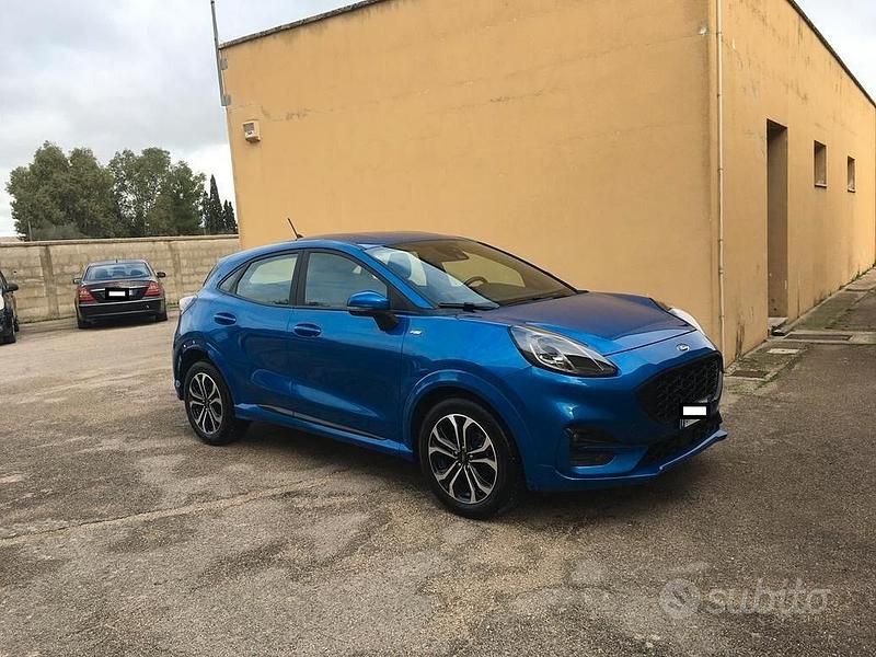 Usata Ford Puma ST-Line 120 CV (88 kW) 2021 Blu Station wagon
