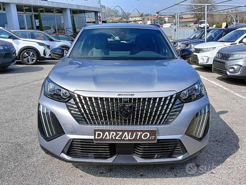 Nuova Peugeot 2008 Allure 101 CV (74 kW) 2025 Grigio artense metallizzato SUV