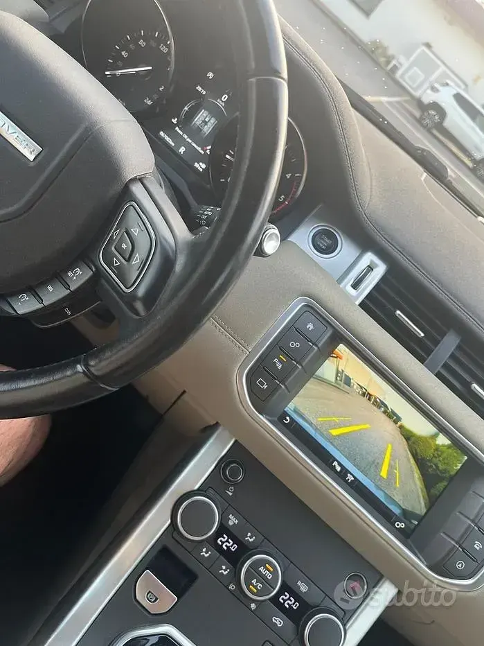 Usata Land Rover Range Rover evoque HSE 150 CV (110 kW) 2018 Grigio SUV
