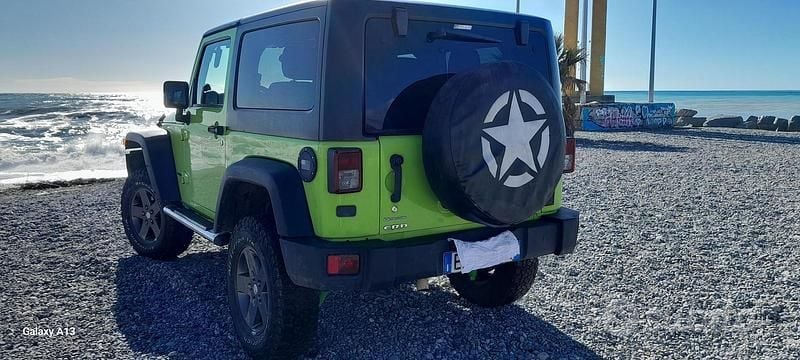 Usata Jeep Wrangler 200 CV (147 kW) 2014 Verde SUV