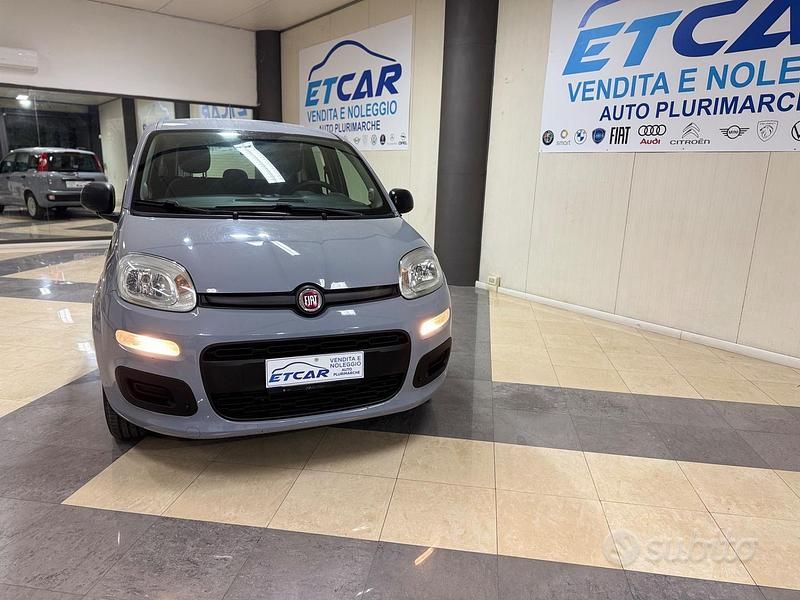 Usata Fiat Panda 69 CV (50 kW) 2020 Grigio Utilitaria