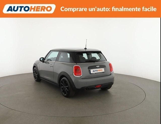 Begagnad Mini ONE 75 HK (55 kW) 2017 Grå Halvkombi