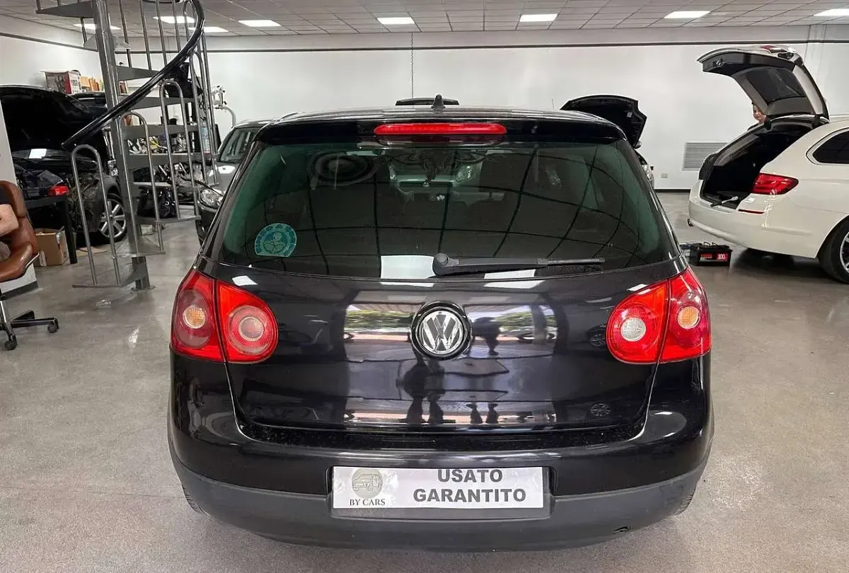 Usata VW Golf IV Sportline 116 CV (85 kW) 2006 Nero Berlina