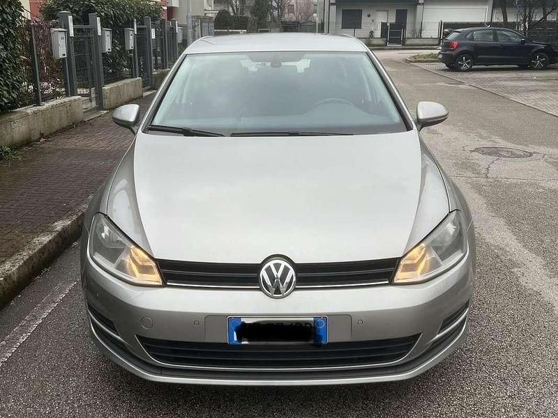 Usata VW Golf VII Comfortline 105 CV (77 kW) 2013 Berlina