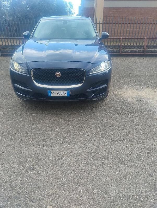 Usata Jaguar F-Pace 180 CV (132 kW) 2018 Blu SUV