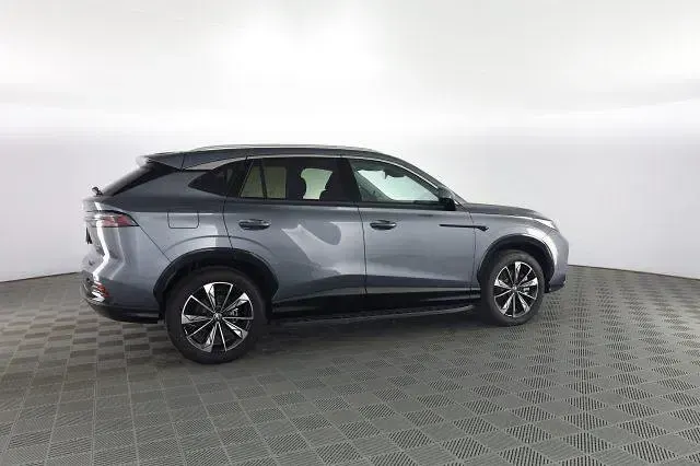 Nuova MG HS Luxury 142 CV (104 kW) 2025 Grigio SUV