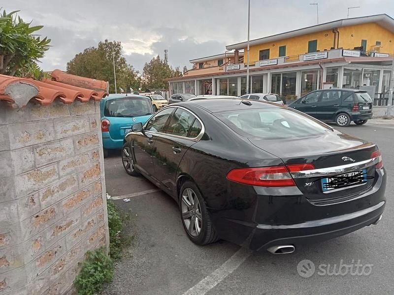 Usata Jaguar XF Premium Luxury 241 CV (177 kW) 2009 Nero Berlina