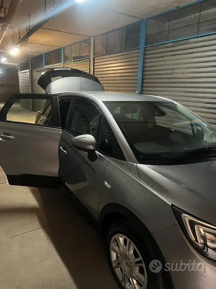 Usata Opel Crossland 83 CV (61 kW) 2020 Grigio SUV