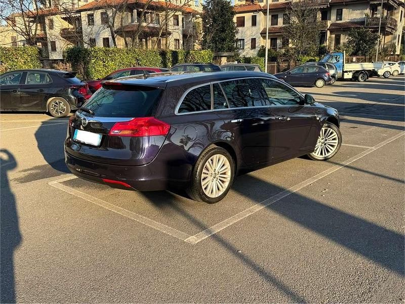 Usata Opel Insignia Cosmo 131 CV (96 kW) 2013 Station wagon