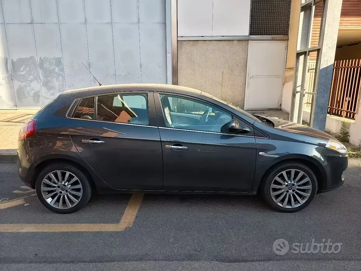 Usata Fiat Bravo 120 CV (88 kW) 2009 Utilitaria