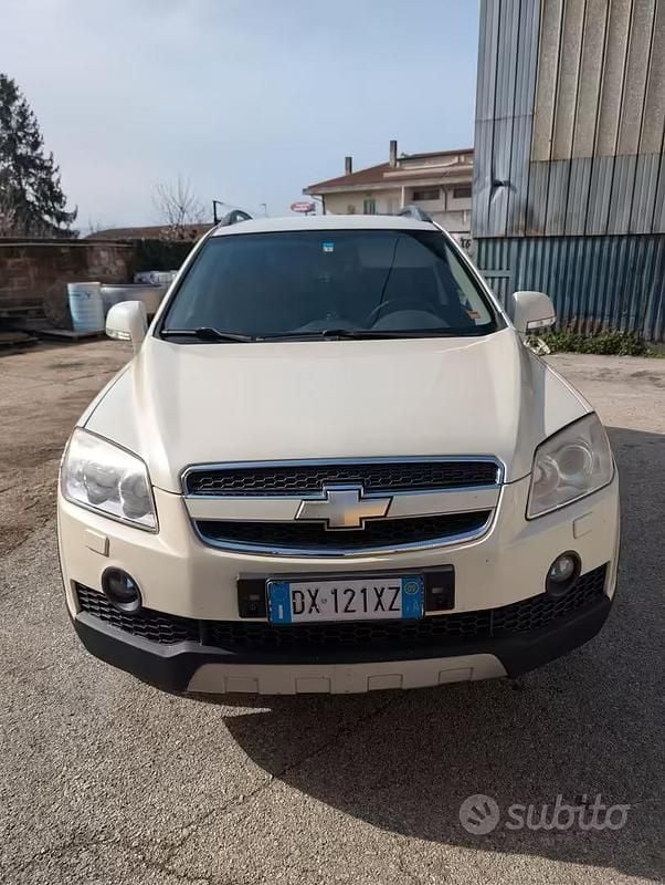 Usata Chevrolet Captiva 136 CV (100 kW) 2009 Bianco SUV