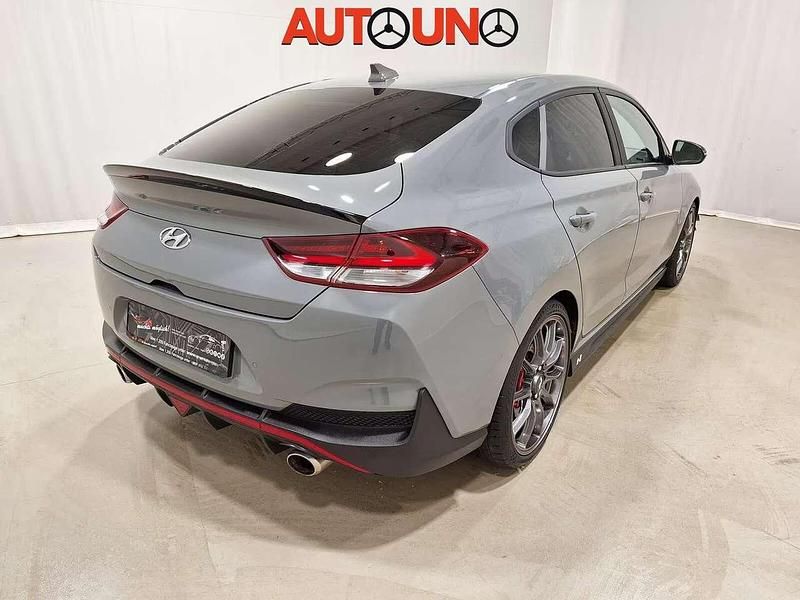 Usata Hyundai i30 N Performance 275 CV (202 kW) 2019 Grigio Berlina
