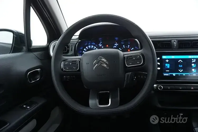 Usata Citroën C3 PureTech 83 CV (61 kW) 2024 Nero Berlina