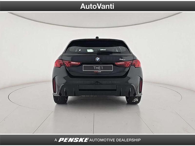 Usata BMW 118 M Sport 150 CV (110 kW) 2025 Nero Utilitaria