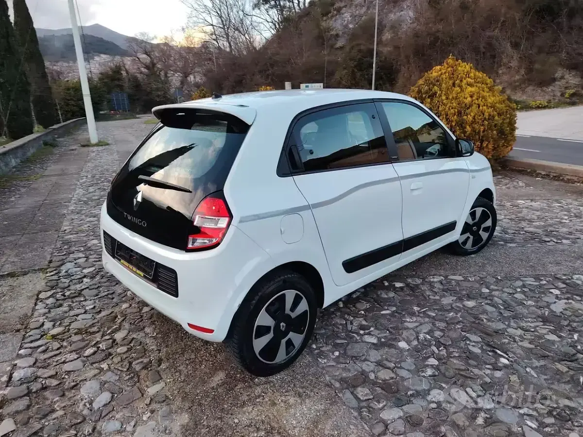 Usata Renault Twingo Life 69 CV (50 kW) 2018 Bianco Utilitaria