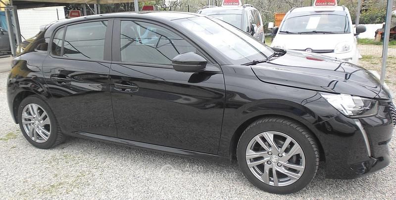 Usata Peugeot 208 75 CV (55 kW) 2020 Nero Utilitaria