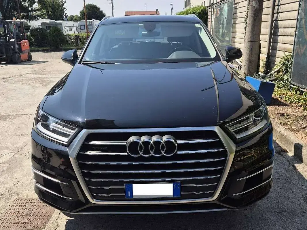 Usata Audi Q7 Business 231 CV (169 kW) 2019 Nero SUV