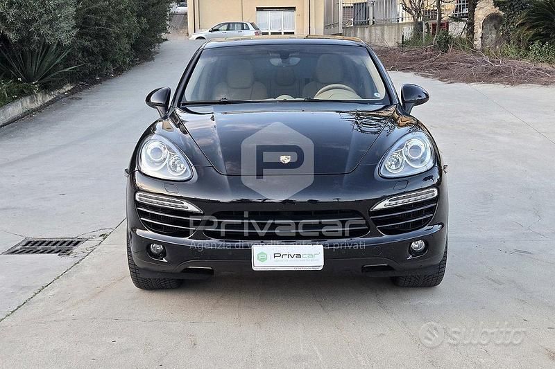 Usata Porsche Cayenne 245 CV (180 kW) 2013 Nero SUV
