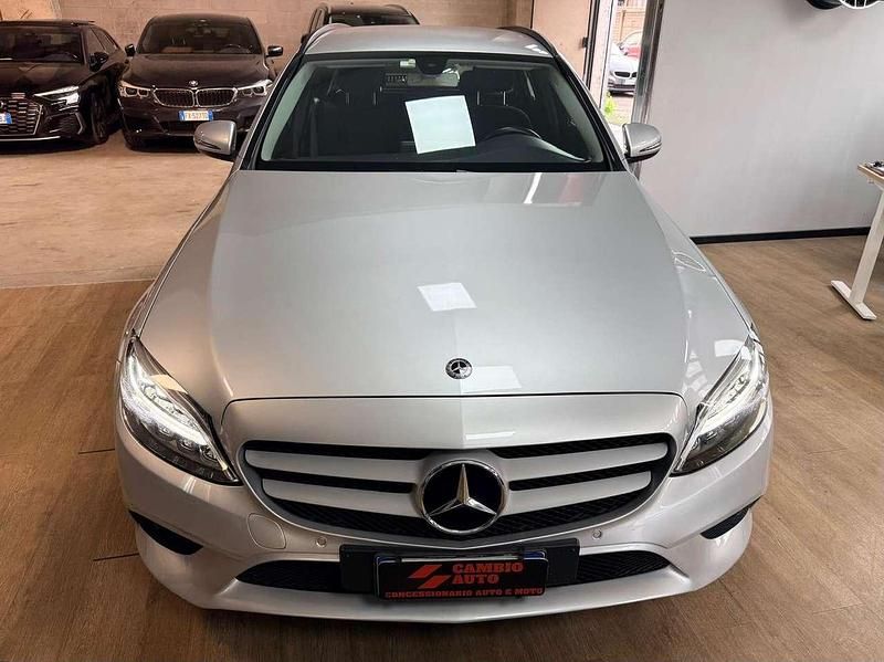 Usata Mercedes C220 194 CV (142 kW) 2019 Grigio Station wagon