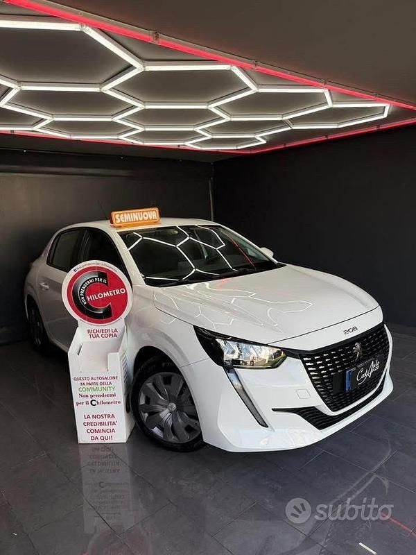 Usata Peugeot 208 Allure 75 CV (55 kW) 2020 Bianco Utilitaria