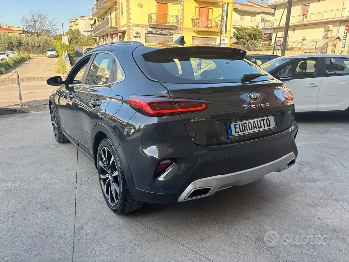 Usata Kia XCeed Style 115 CV (84 kW) 2021 Grigio SUV