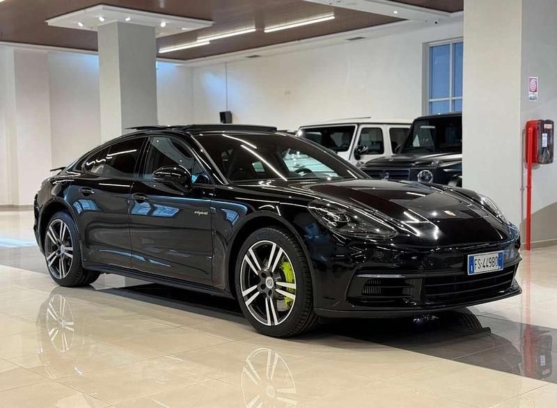 Usata Porsche Panamera 330 CV (242 kW) 2018 Nero Berlina