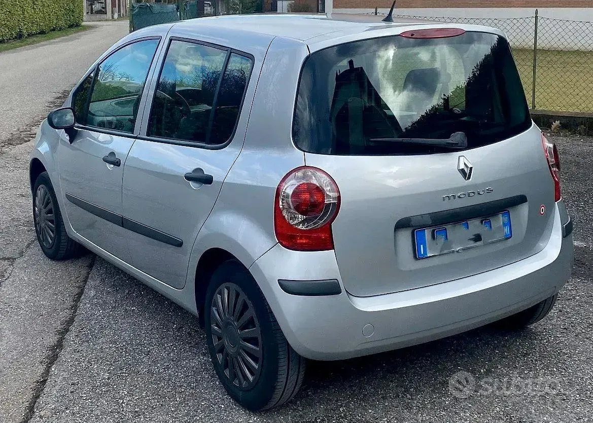 Usata Renault Modus 75 CV (55 kW) 2007 Monovolume